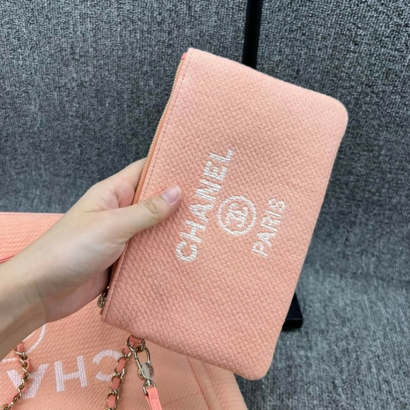 100% Authentic CHANEL DeauVille Cloth Satchel - Picture 12 of 16